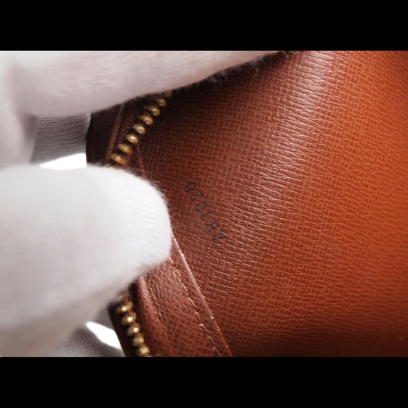 Like New Louis Vuitton M51790 Orsay Clutch - MGRM - Picture 4 of 5